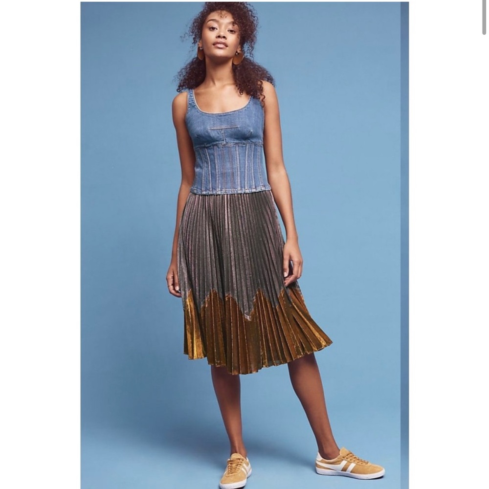 HD in Paris Gold and Black Midi Skirt